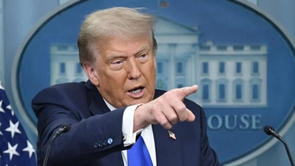 পরমাণু কার্যক্রম শুরু হলে ইরানে আবারও বোমা হামলা হবে: ট্রাম্প