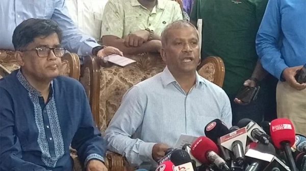 ‘প্রাথমিক তদন্তে প্রমাণ না মিললে আদালত আসামিকে অব্যাহতি দিতে পারেন’