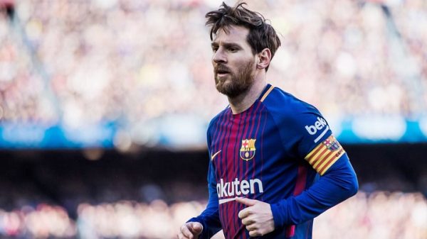 মেসির বকেয়া পারিশ্রমিক পরিশোধ করছে বার্সেলোনা